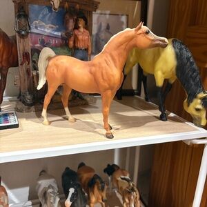 Breyer Model Horse - Palomino Arabian